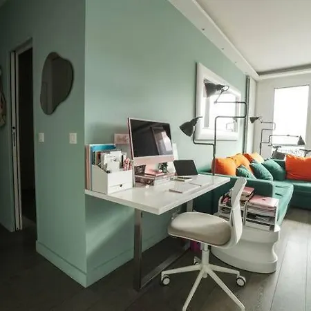 Apartment 16th District Spacious Sophistication